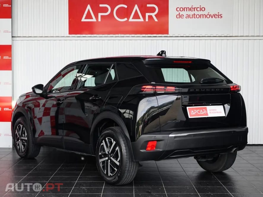 Peugeot 2008 1.2 PureTech Style