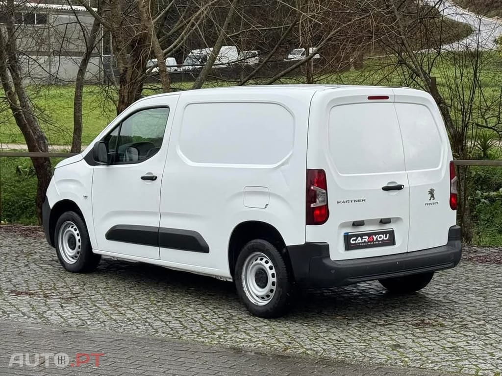 Peugeot Partner 1.5 BlueHDi Premium Standard