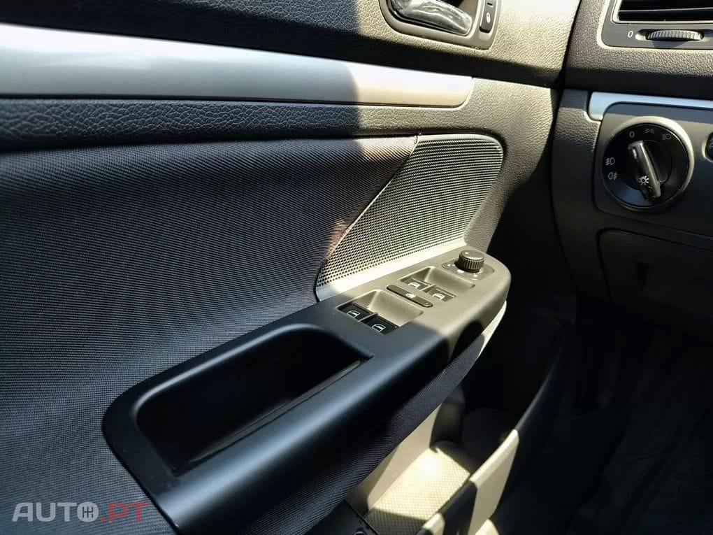 Volkswagen Golf 2.0 TDi Sport
