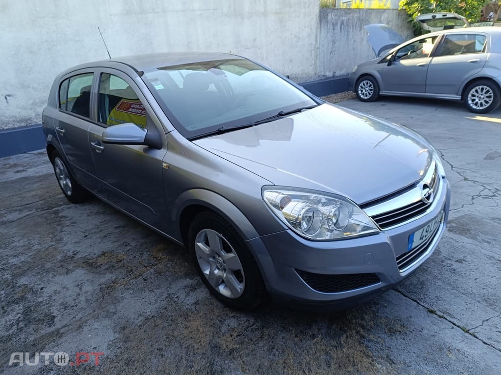 Opel Astra 1.3 CDTi Edition