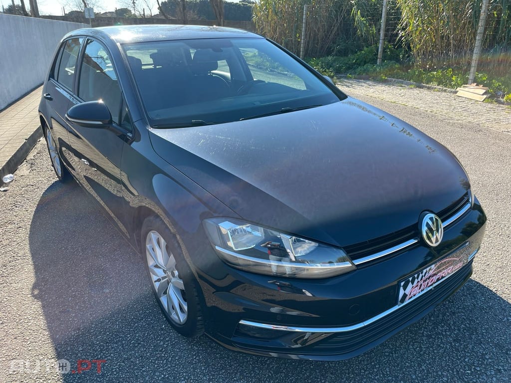 Volkswagen Golf 1.6 TDI R-Line DSG