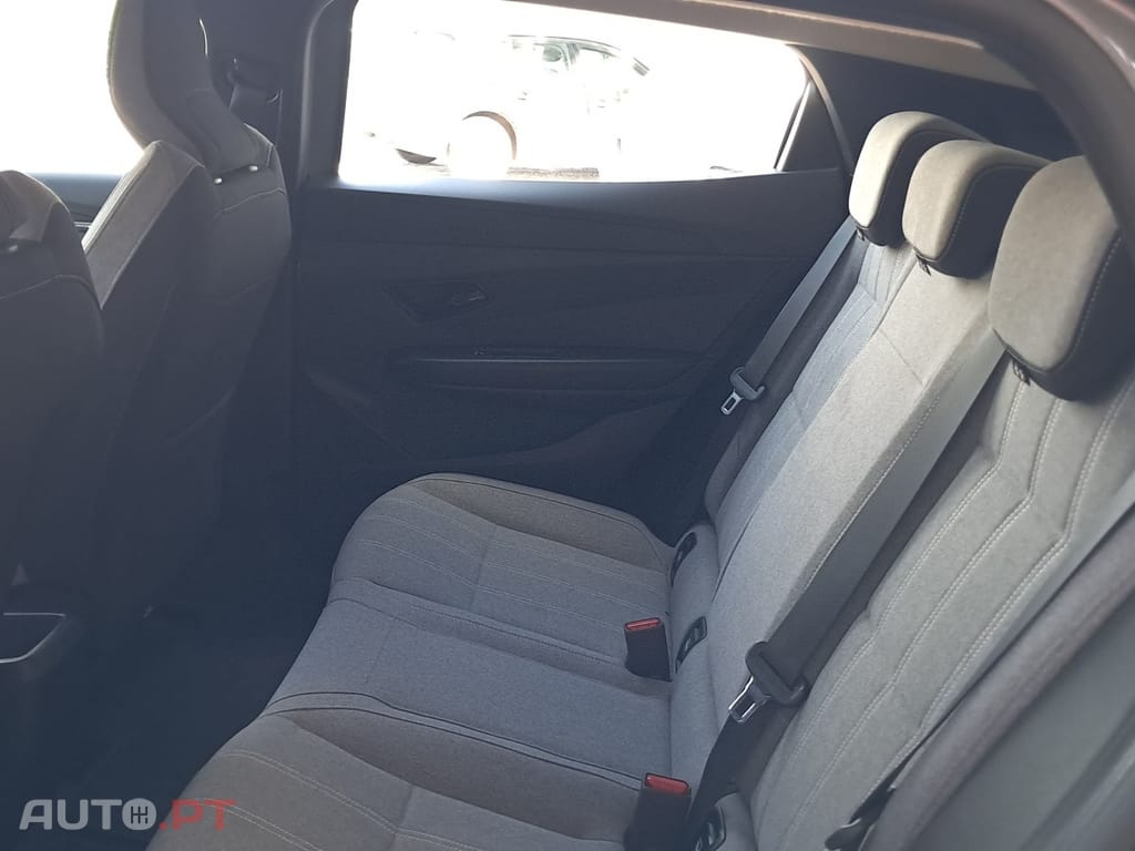 Renault Mégane E-Tech EV60 220hp optimum charge Equilibre