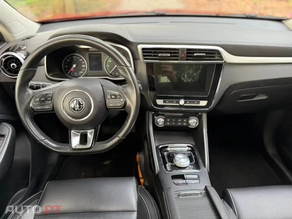 MG ZS Outro