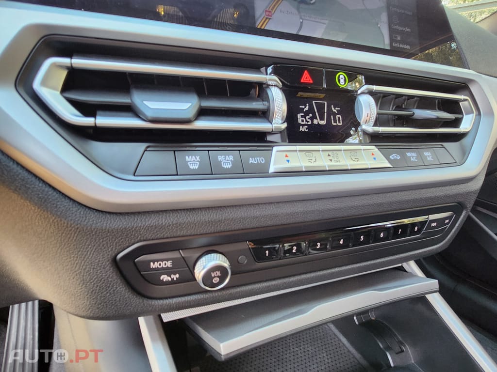 BMW 320 e Auto