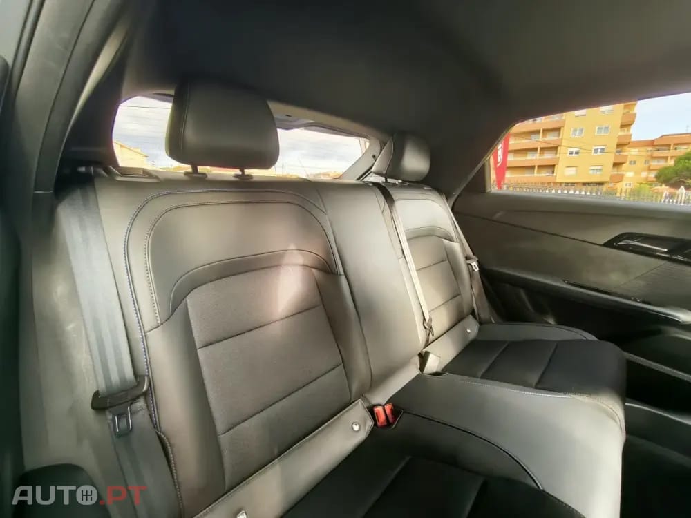 MG MG4 64 kWh Luxury