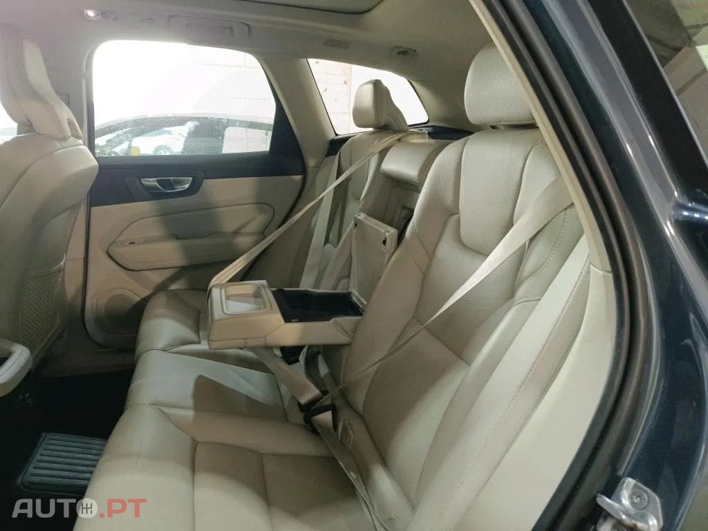 Volvo XC60 2.0 T8 PHEV Inscription AWD