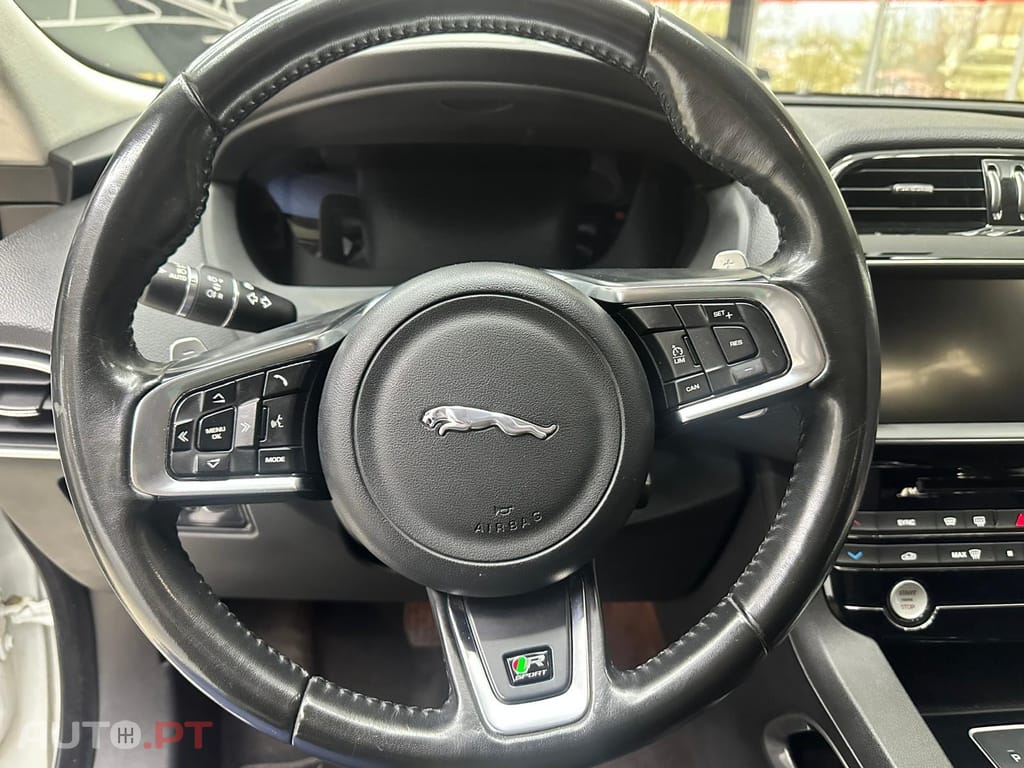 Jaguar F-Pace 2.0 i4D R-Sport AWD Aut.