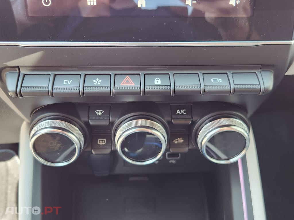 Renault Clio 1.6 E-Tech Intens