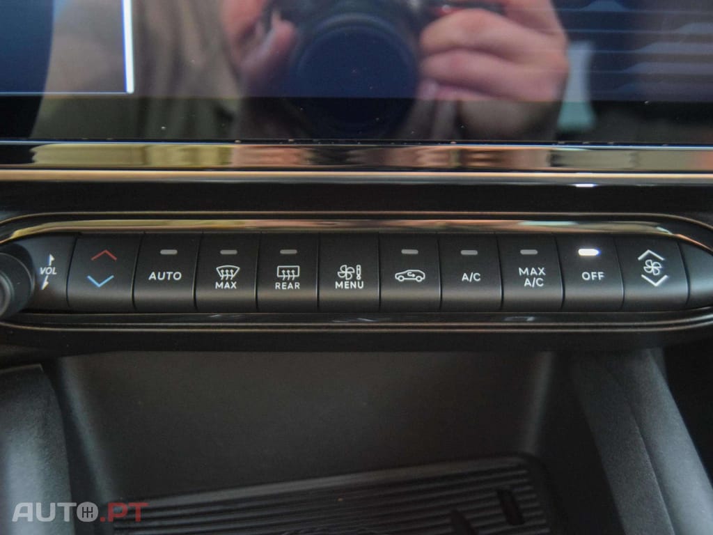 Alfa Romeo Junior 1.2 Sport Speciale Q4 eDCT6