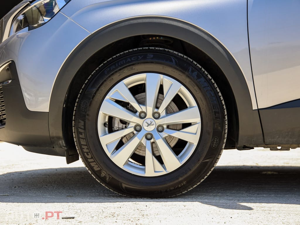 Peugeot 3008 1.5 BlueHDi Active