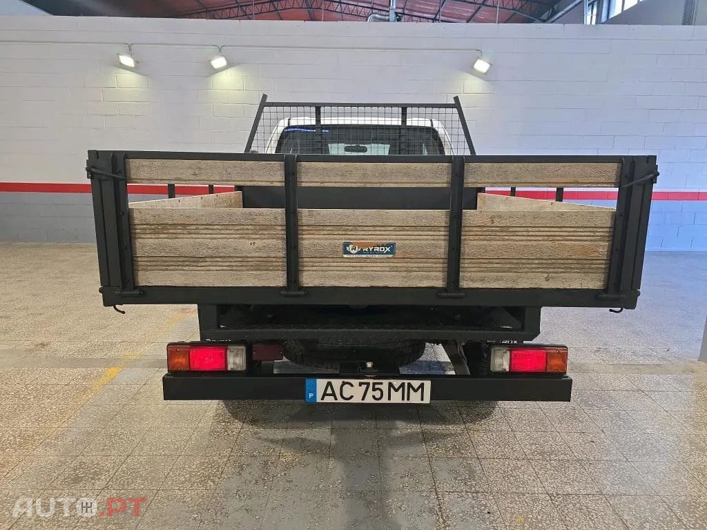 Toyota Hilux 2.4 D-4D 4WD CE CH