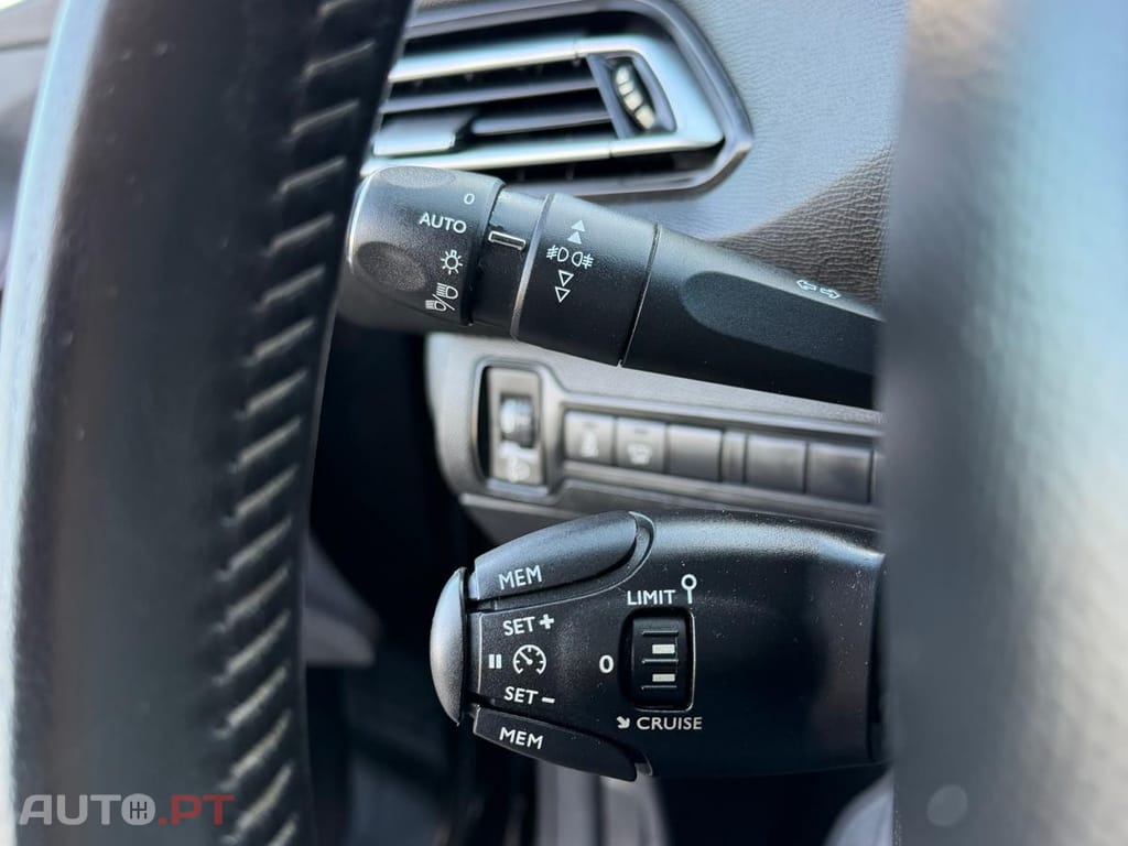 Peugeot 308 1.6 e-HDi Active