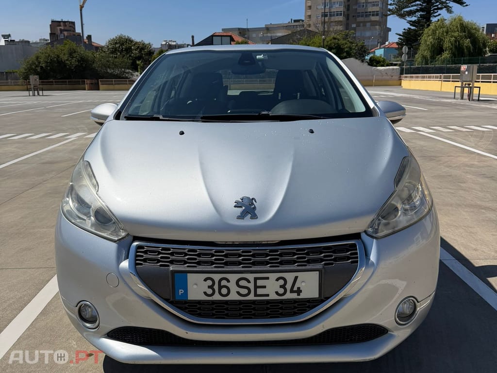 Peugeot 208 Allure