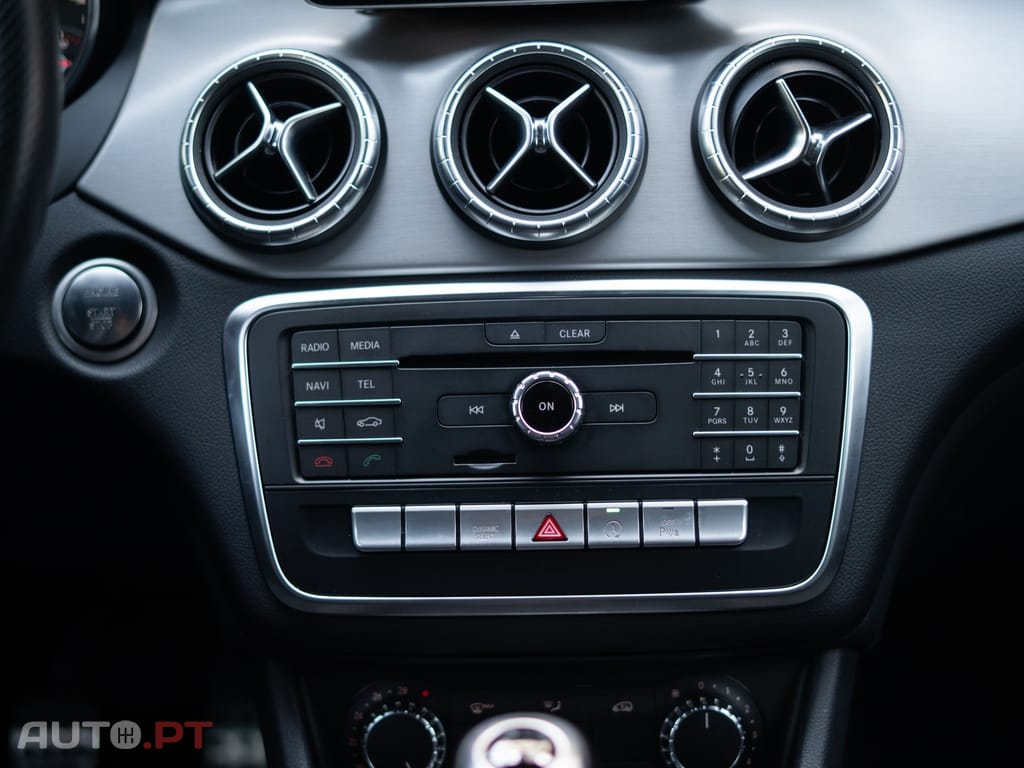 Mercedes-Benz CLA 180 d AMG Line