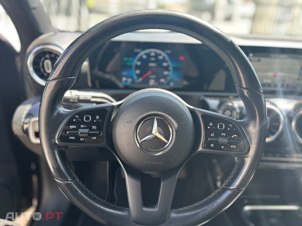 Mercedes-Benz A 180 D PROGRESSIVE