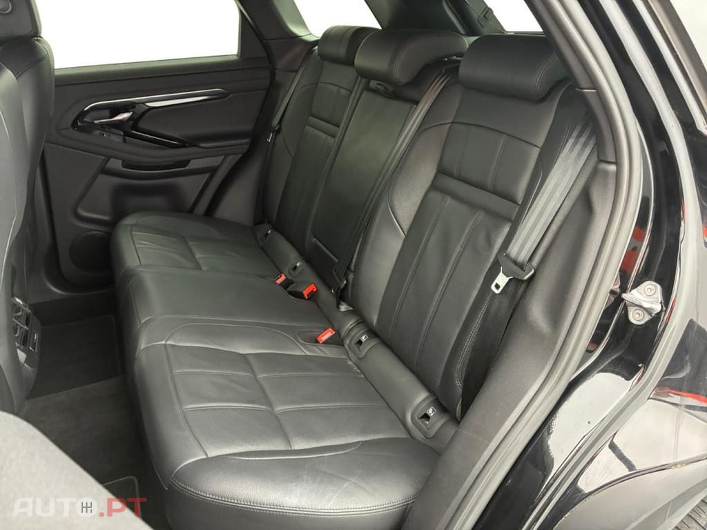 Land Rover Discovery Sport P300e R-Dynamic