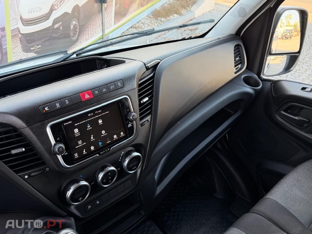 Iveco Daily 3.0 - 180 CV  L4 H2