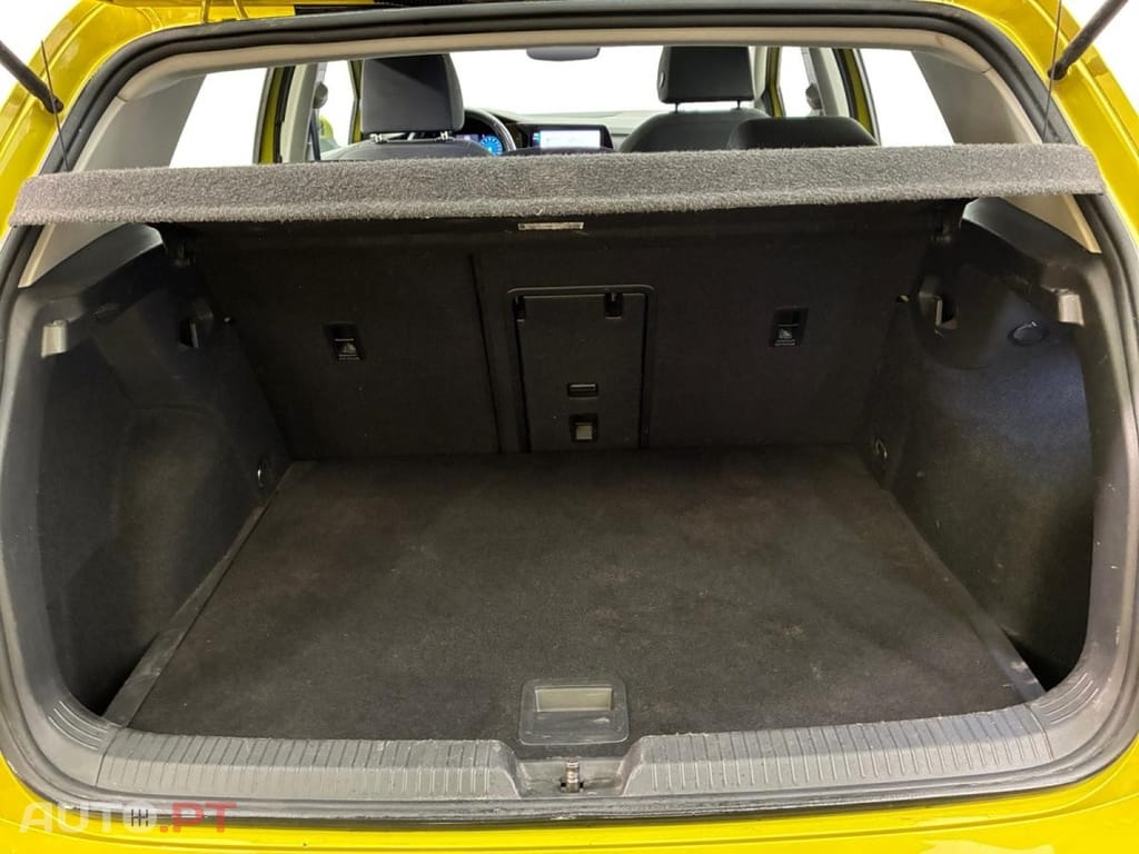 Volkswagen Golf 1.5 eTSI OPF Style DSG