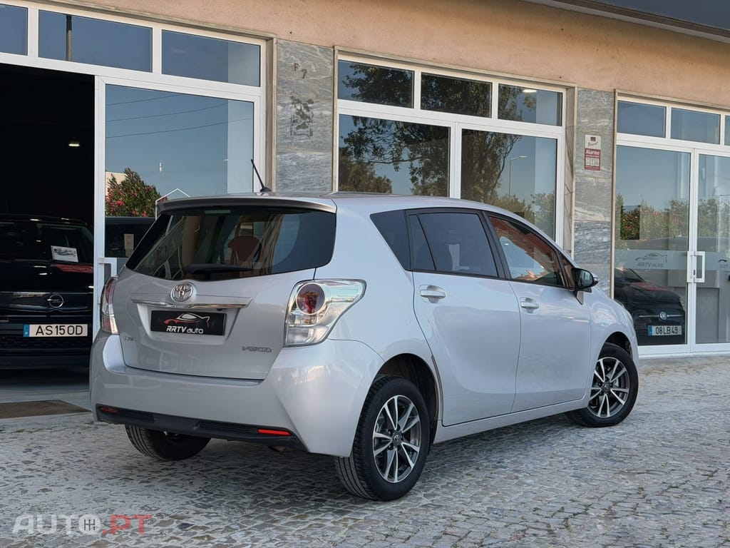 Toyota Verso 2.0 D-4D Exclusive+GPS