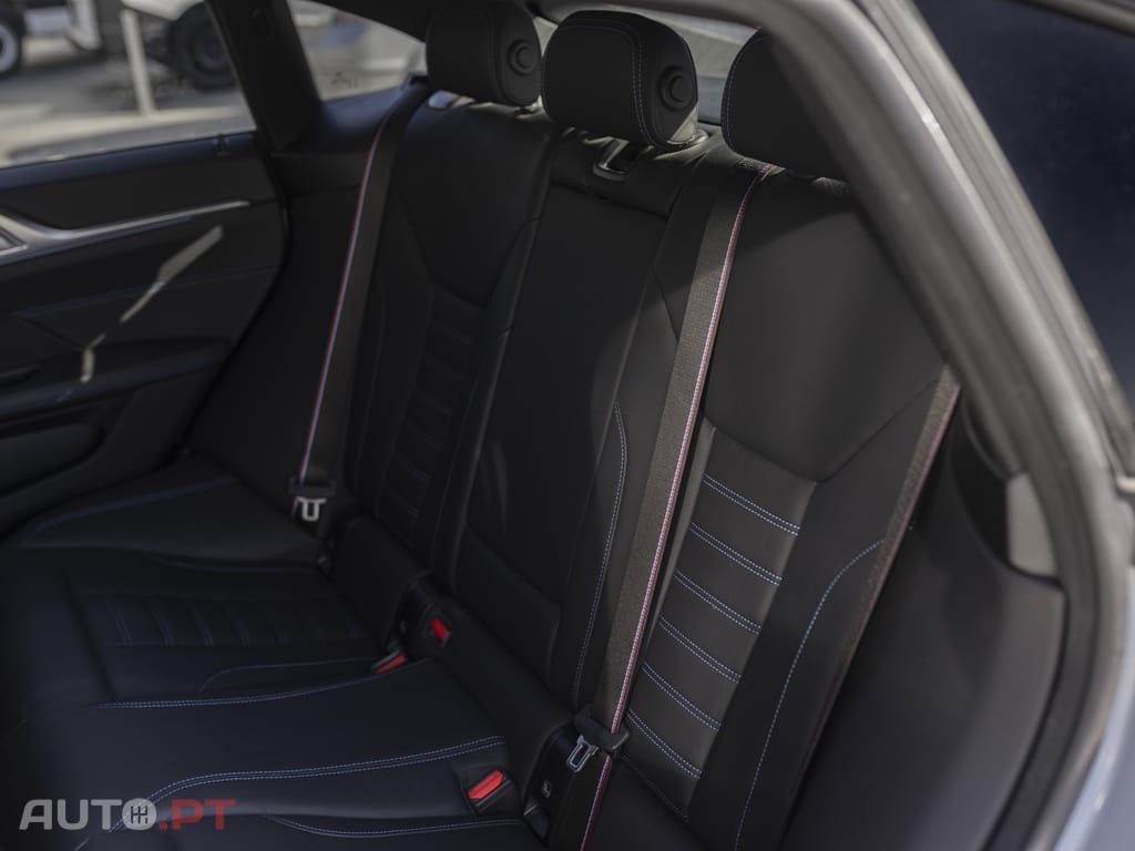BMW i4 M50