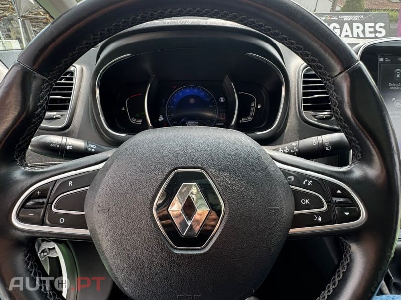 Renault Grand Scénic ENERGY dCi 130 BOSE EDITION