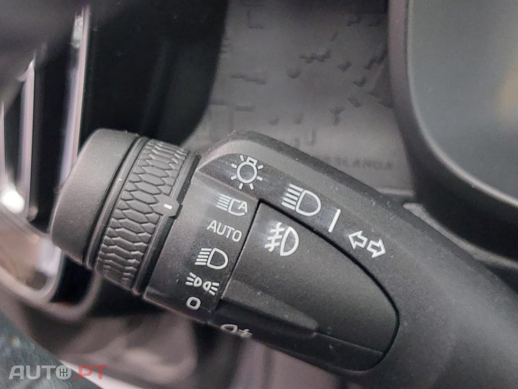 Volvo XC40 1.5 T5 PHEV Momentum Plus