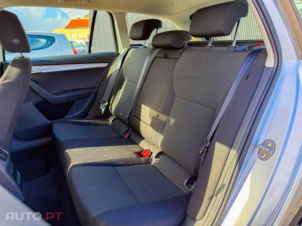 Skoda Octavia Break 1.6 TDi Style DSG