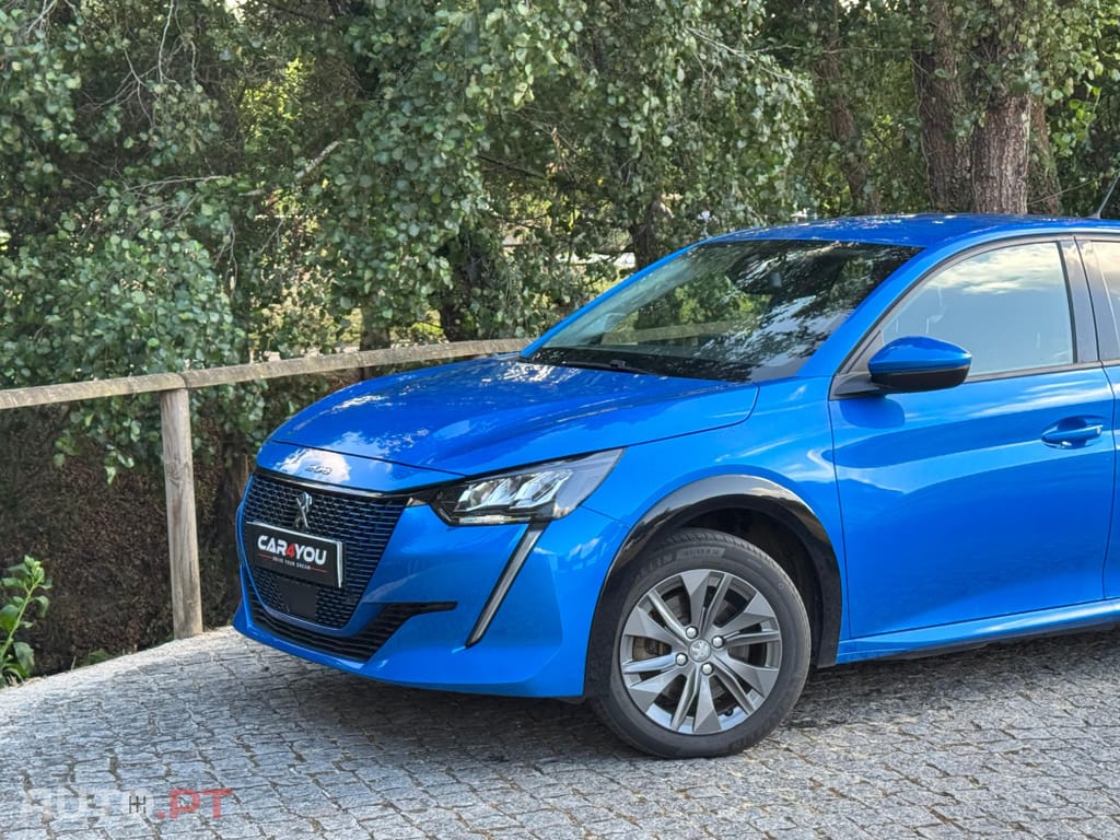 Peugeot E-208 50 kWh Allure
