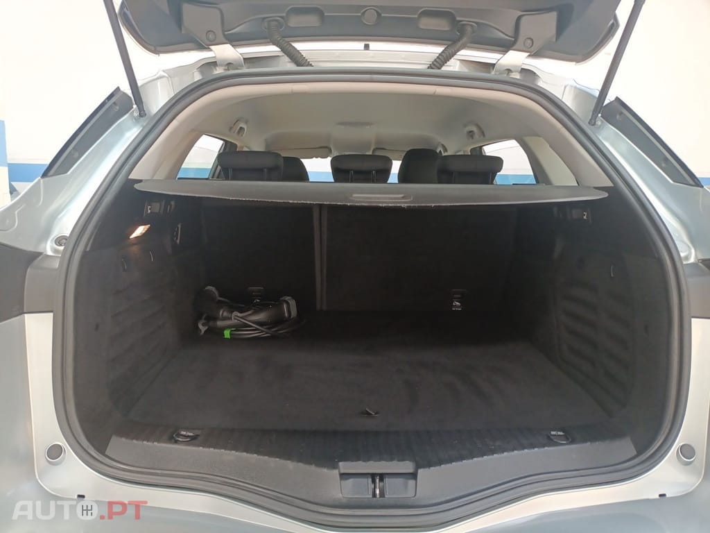 Renault Mégane Sport Tourer 1.6 E-Tech Plug-In E-Tech Hybrid Engineered
