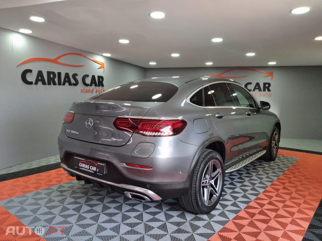 Mercedes-Benz GLC 300 de Coupe 4Matic 9G-TRONIC AMG Line