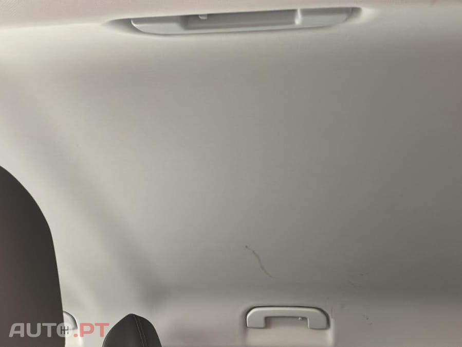 Peugeot 3008 1.6 Hybrid Allure e-EAT8