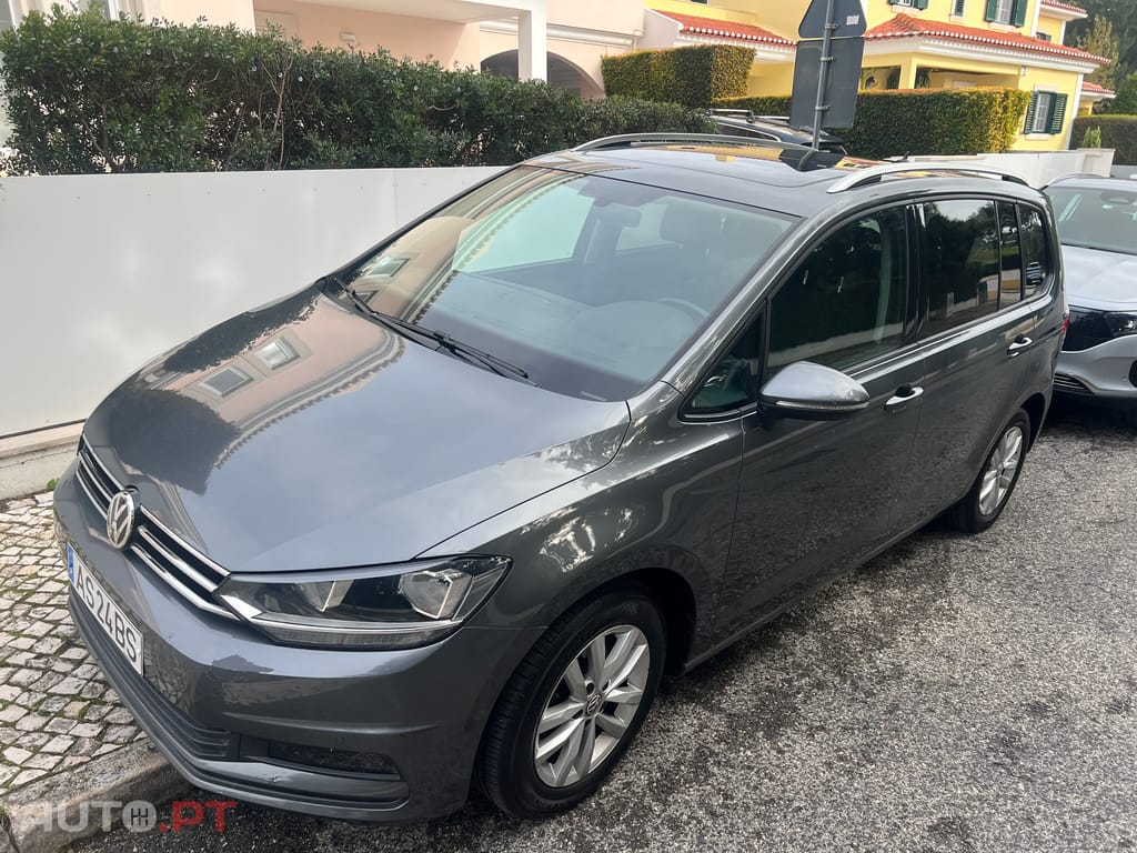 Volkswagen Touran Advance 1.6 TDI