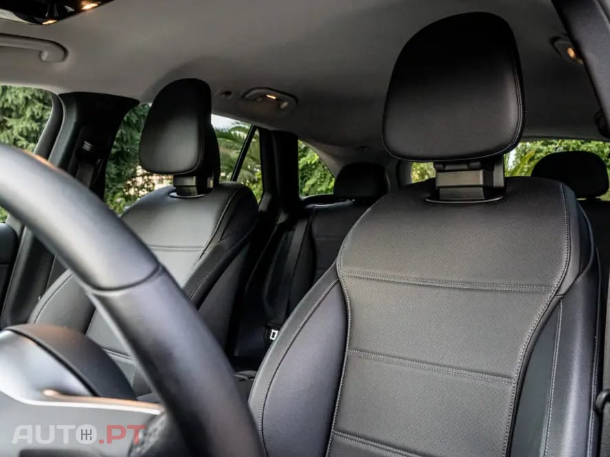 Mercedes-Benz GLC 300 e 4Matic 9G-TRONIC AMG Line Advanced