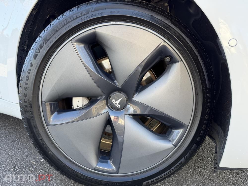 Tesla Model 3 Standard Range Plus RWD