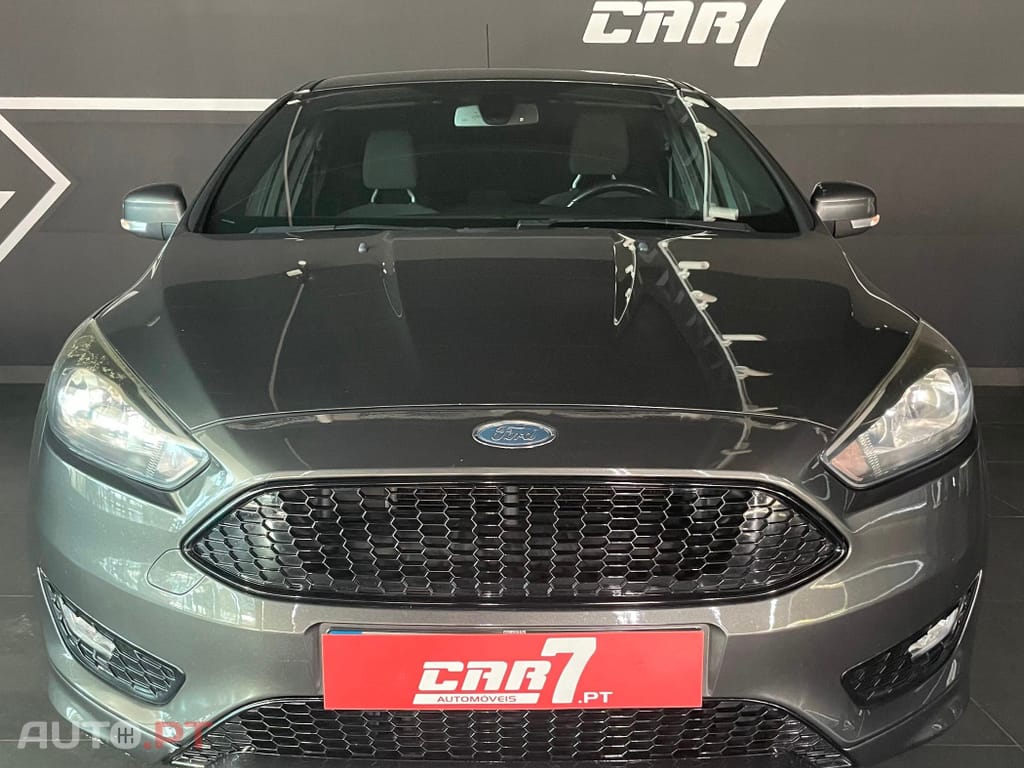 Ford Focus 1.5 TDCi EcoBlue ST-Line