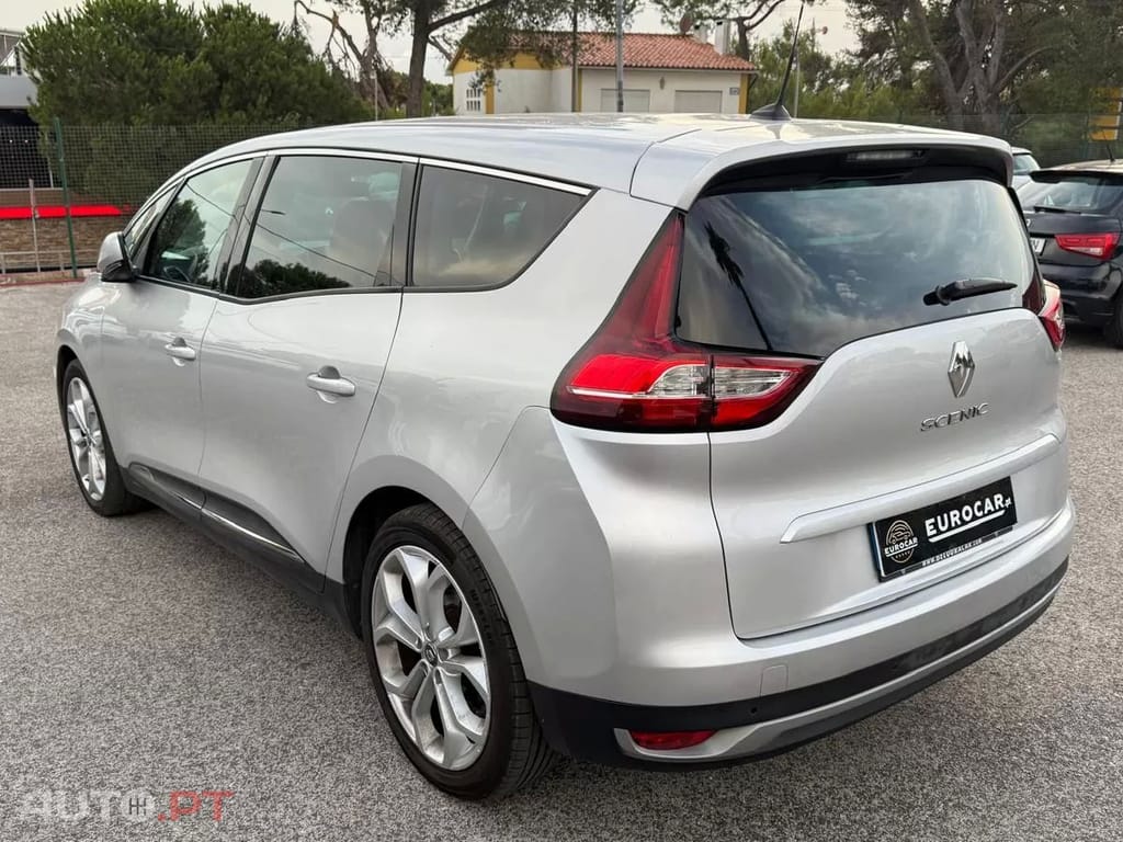 Renault Grand Scénic BLUE dCi 120 BLACK EDITION