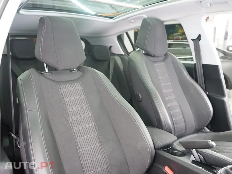 Peugeot 308 SW 1.2 PureTech Business Line