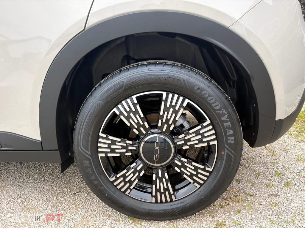 Fiat 600 1.2 Hybrid Icon