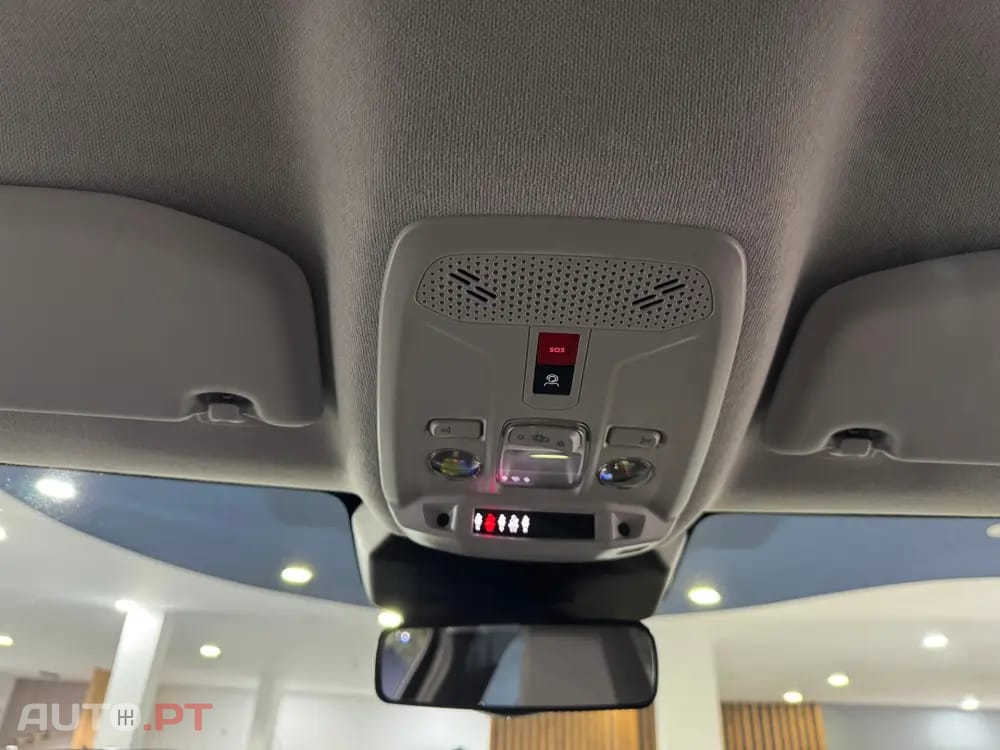 Citroen C4 X 1.2 Hybrid Plus e-DSC6