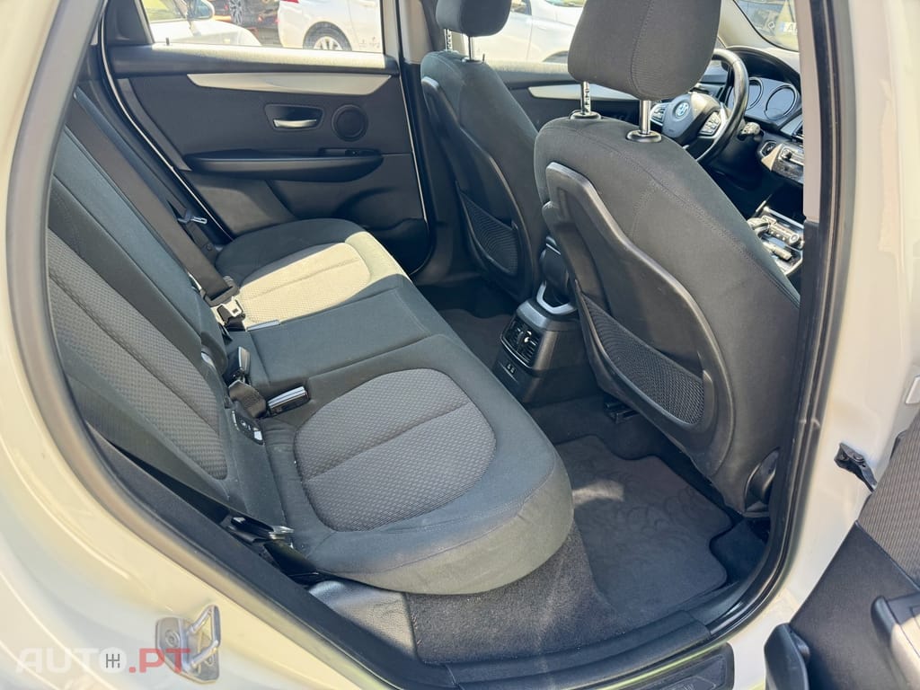 BMW 225 Line Sport