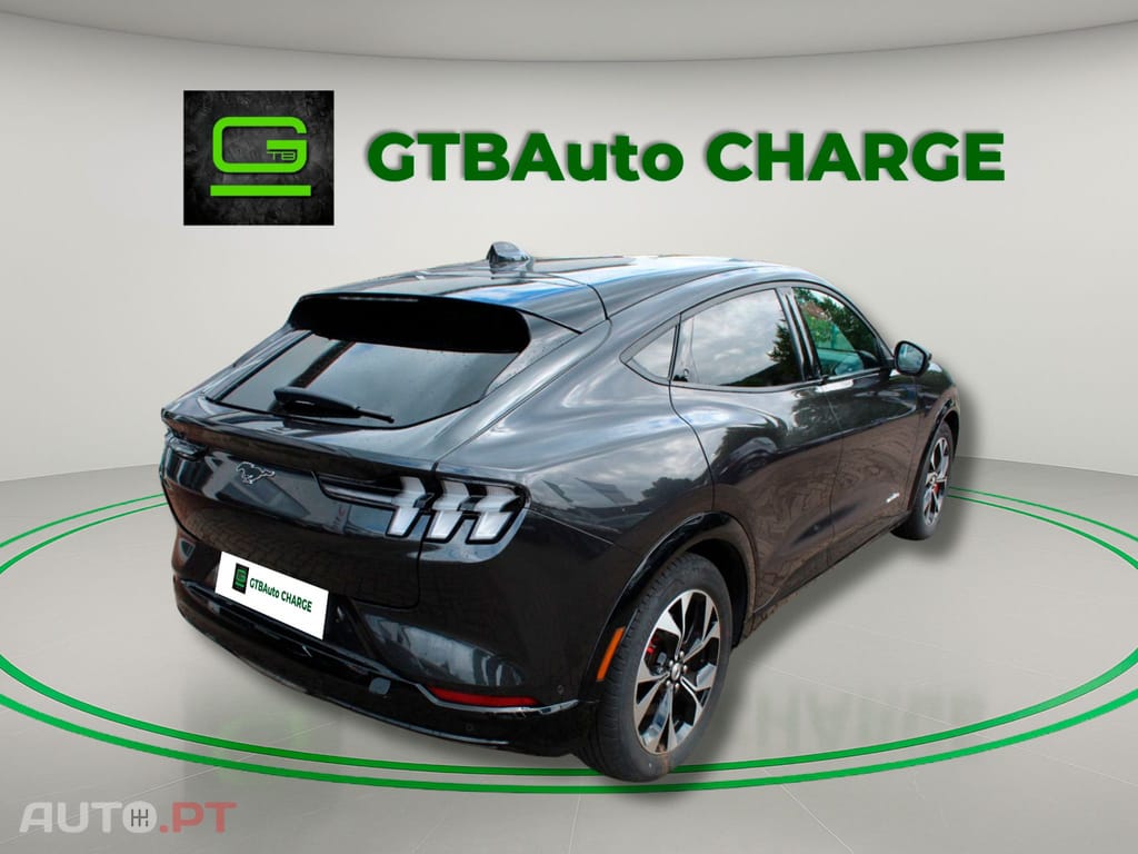 Ford Mustang Mach-E I.V.A DEDUTIVEL Premium AWD Standard-Range 