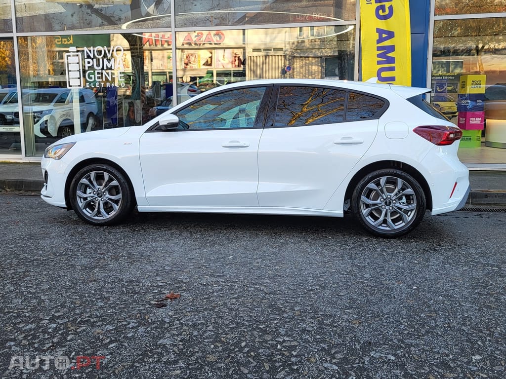 Ford Focus 1.0 EcoBoost MHEV ST-Line