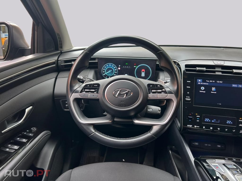 Hyundai Tucson  1.6 T-GDI HEV Premium