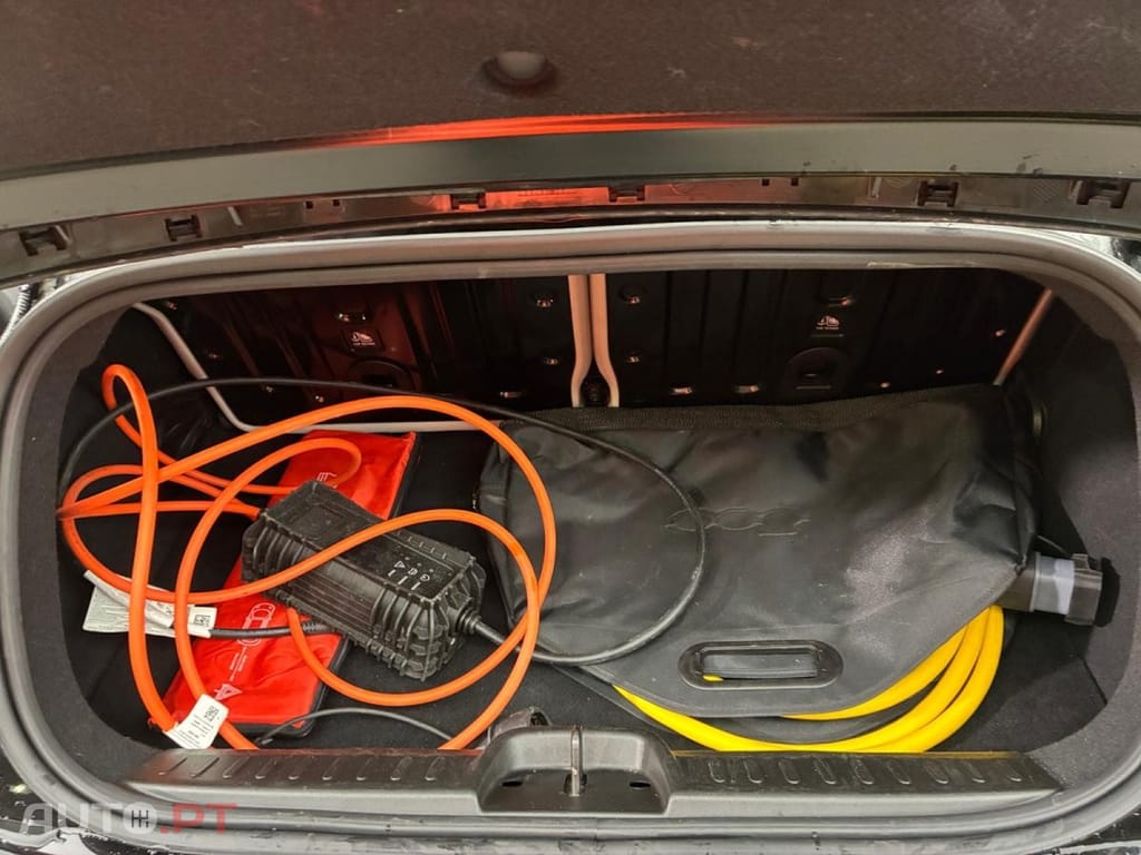 Fiat 500e La Prima