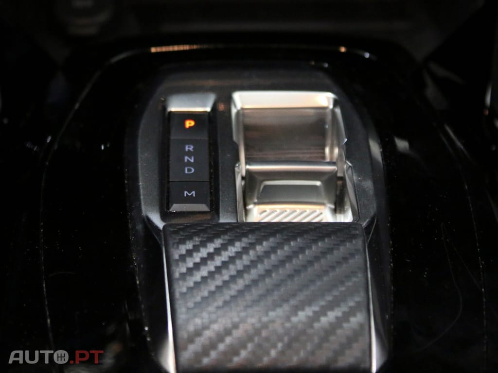 Peugeot 208 1.2 Hybrid Allure e-DCS6