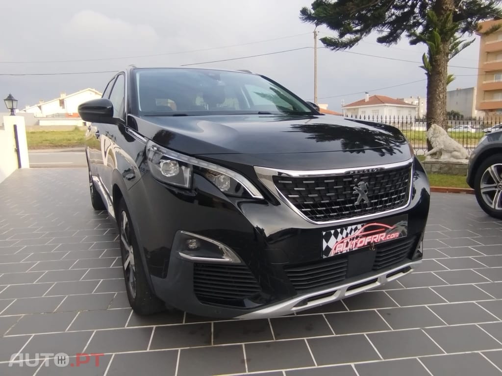 Peugeot 5008 1.2 PureTech Allure Grip Control
