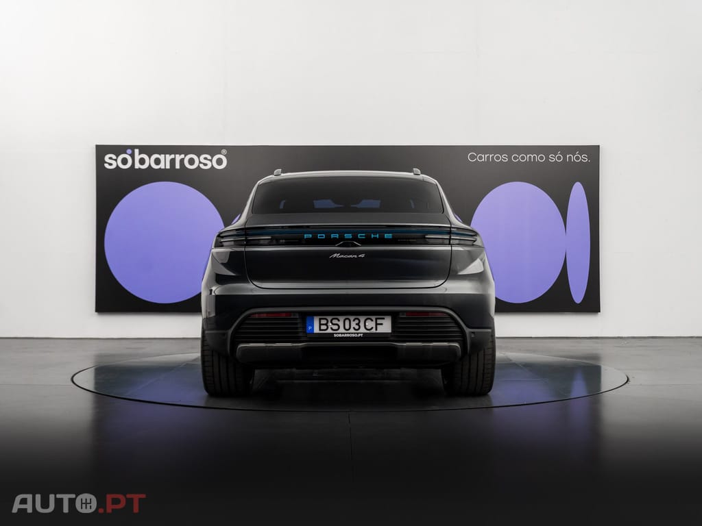 Porsche Macan Electric 4