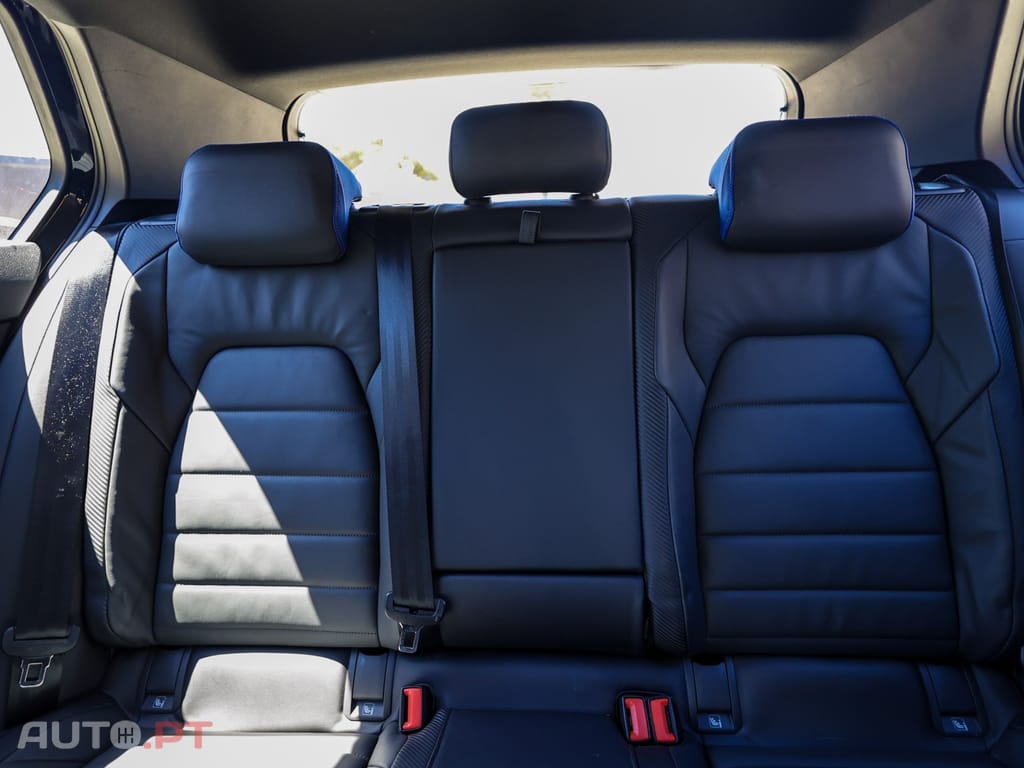 Volkswagen Golf 2.0 TSI R DSG