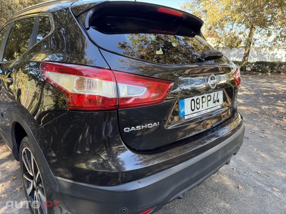 Nissan Qashqai 1.6 dCi Tekna 19 Pele