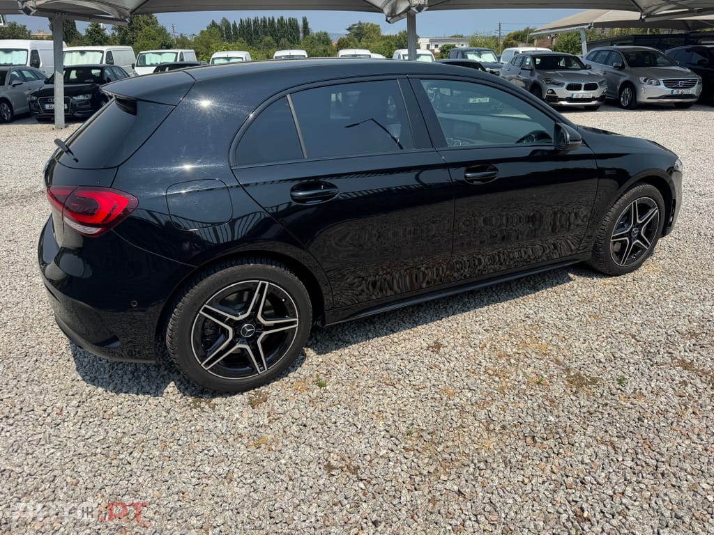 Mercedes-Benz A 250 e AMG Line